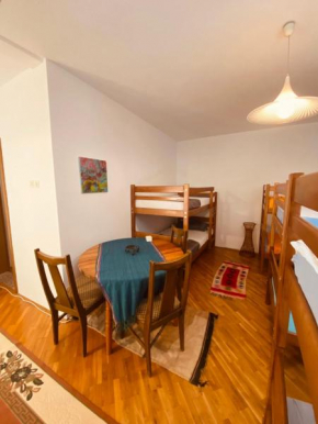 Den Hostel